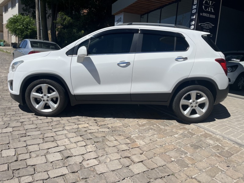 tracker 1.8 mpfi ltz 4x2 16v flex 4p automatico 2016 veranopolis