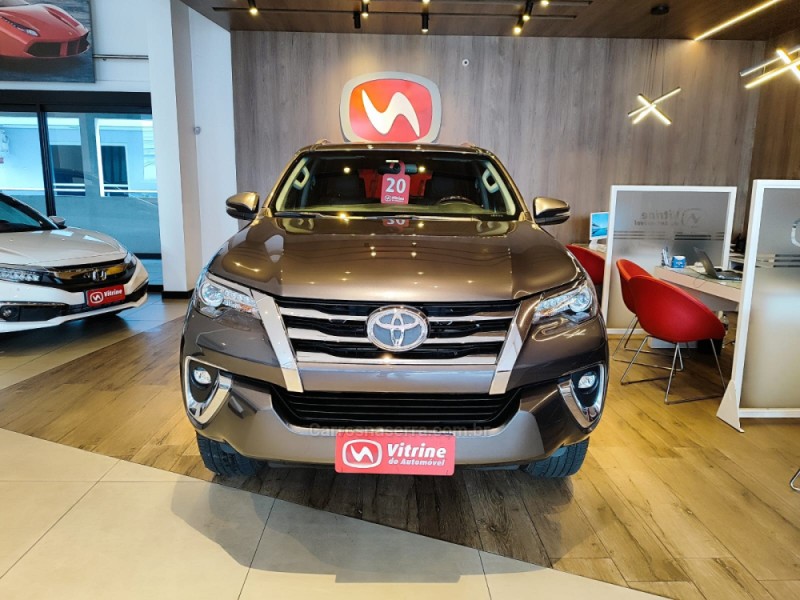 hilux sw4 2.8 srx 4x4 16v turbo intercooler diesel 4p automatico 2020 erechim