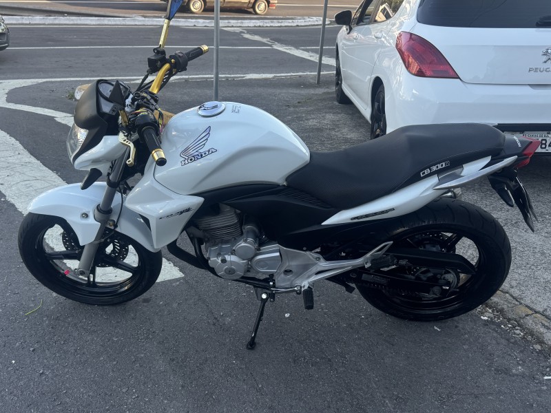 CB 300R  - 2012 - CAXIAS DO SUL