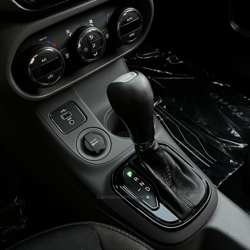 TORO 2.4 16V VOLCANO AT9 4X2 FLEX 4P AUTOMÁTICO - 2019 - VACARIA