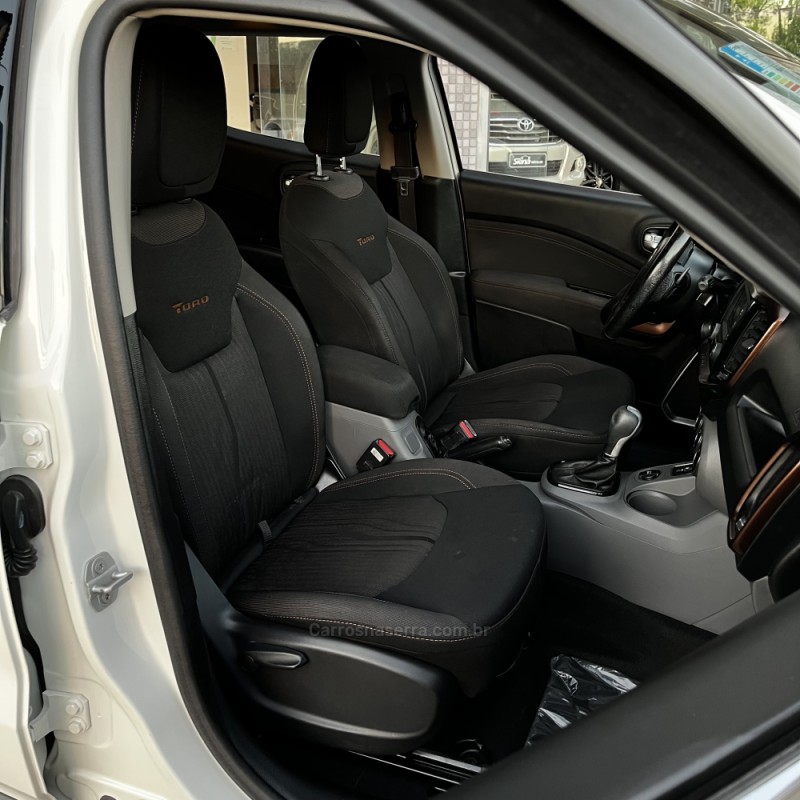 TORO 2.4 16V VOLCANO AT9 4X2 FLEX 4P AUTOMÁTICO - 2019 - VACARIA