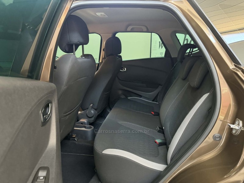 CAPTUR 1.6 16V SCE FLEX ZEN MANUAL - 2018 - PORTO ALEGRE