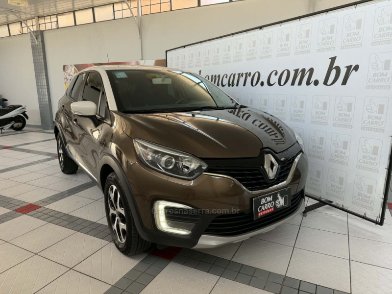 CAPTUR 1.6 16V SCE FLEX ZEN MANUAL - 2018 - PORTO ALEGRE