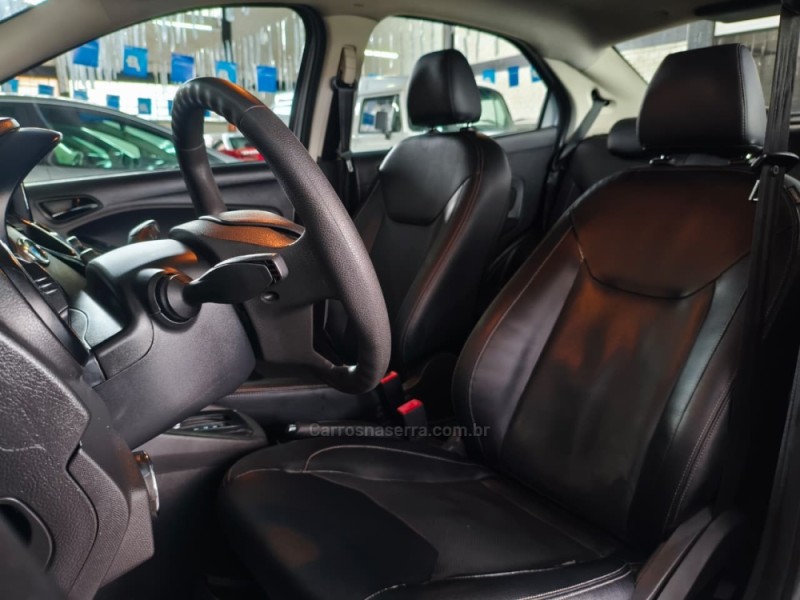 KA 1.5 SEDAN TITANIUM 12V FLEX 4P AUTOMÁTICO - 2019 - NOVO HAMBURGO