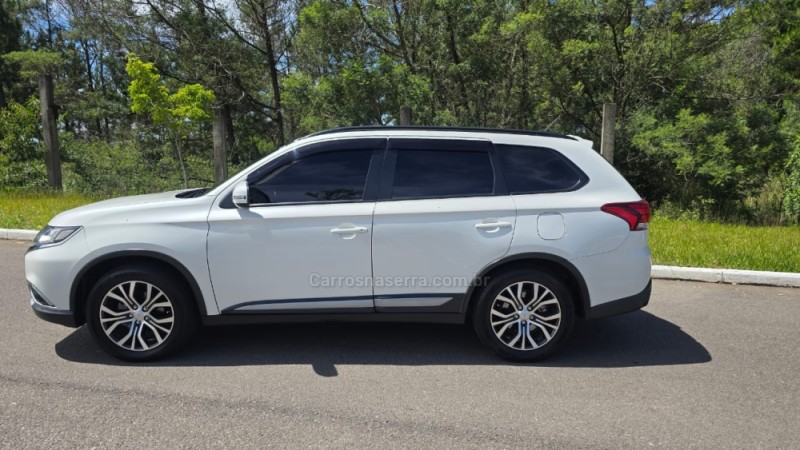 OUTLANDER 2.0 16V GASOLINA 4P AUTOMÁTICO - 2016 - BENTO GONçALVES