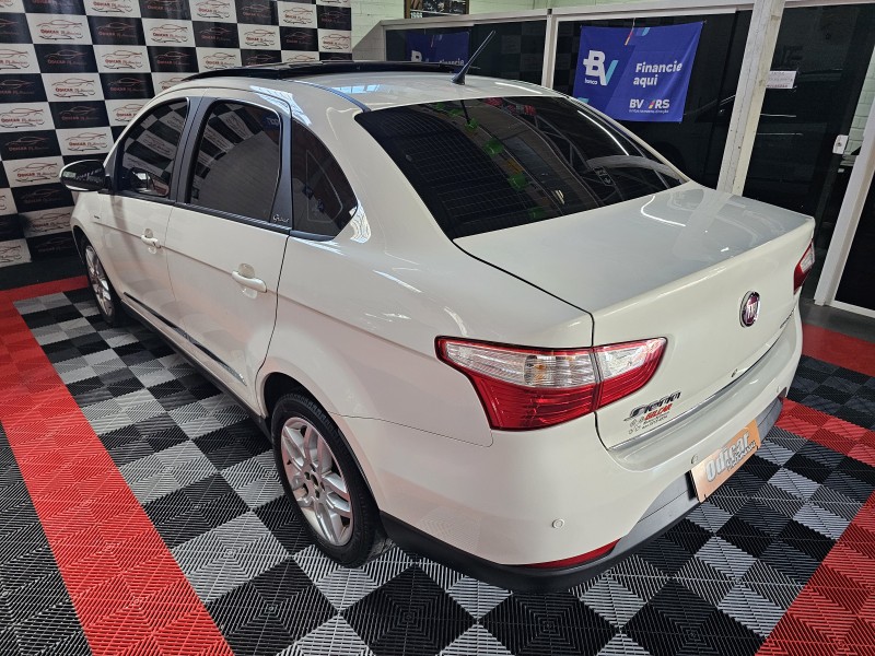 GRAND SIENA 1.6 MPI ESSENCE 16V FLEX 4P AUTOMATIZADO - 2013 - CAXIAS DO SUL