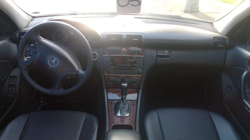 C 180 K 1.8 CLASSIC KOMPRESSOR 16V 143 CV GASOLINA 4P AUTOMÁTICO - 2005 - FARROUPILHA