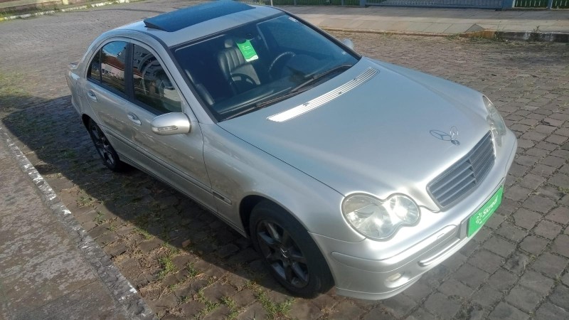 c 180 k 1.8 classic kompressor 16v 143 cv gasolina 4p automatico 2005 farroupilha