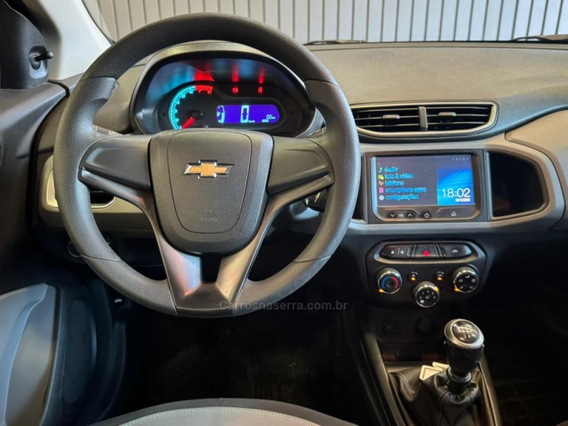 ONIX 1.0 MPFI LT 8V FLEX 4P MANUAL - 2015 - DOIS IRMãOS