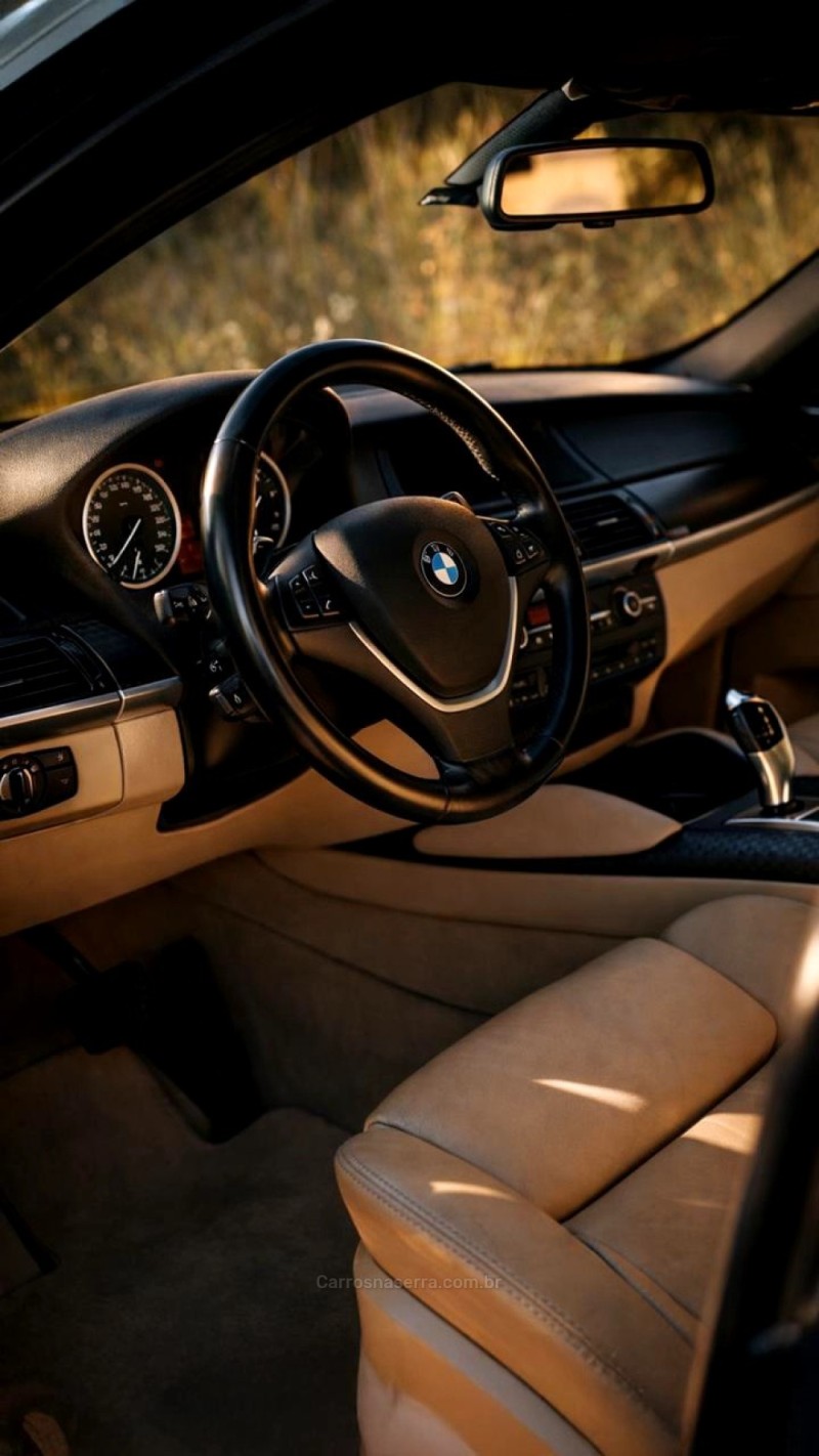 X6 4.4 50I 4X4 COUPÉ 8 CILINDROS 32V BI-TURBO GASOLINA 4P AUTOMÁTICO - 2012 - LAJEADO