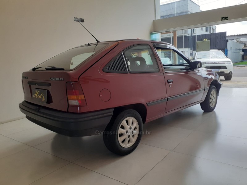 KADETT 1.8 EFI GL 8V GASOLINA 2P MANUAL - 1995 - CANELA