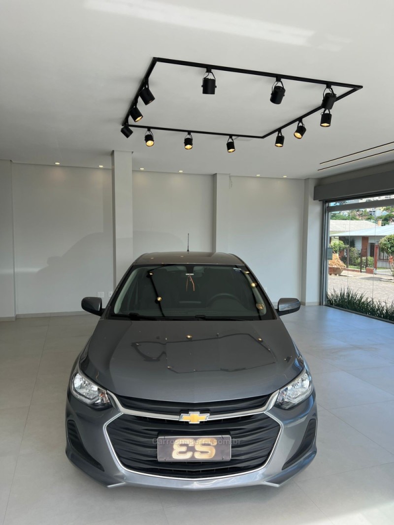 ONIX 1.0 LT 12V FLEX 4P MANUAL - 2023 - CAXIAS DO SUL