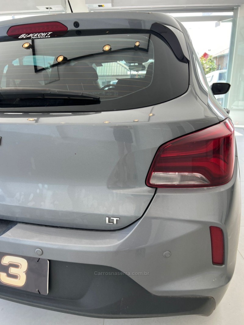 ONIX 1.0 LT 12V FLEX 4P MANUAL - 2023 - CAXIAS DO SUL