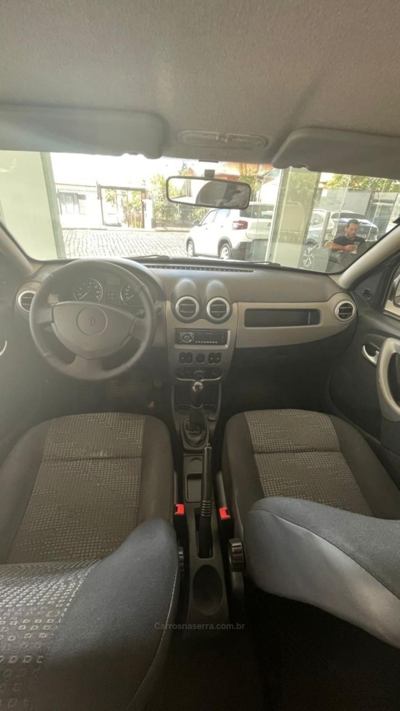 SANDERO 1.0 EXPRESSION 12V FLEX 4P MANUAL - 2011 - CAXIAS DO SUL