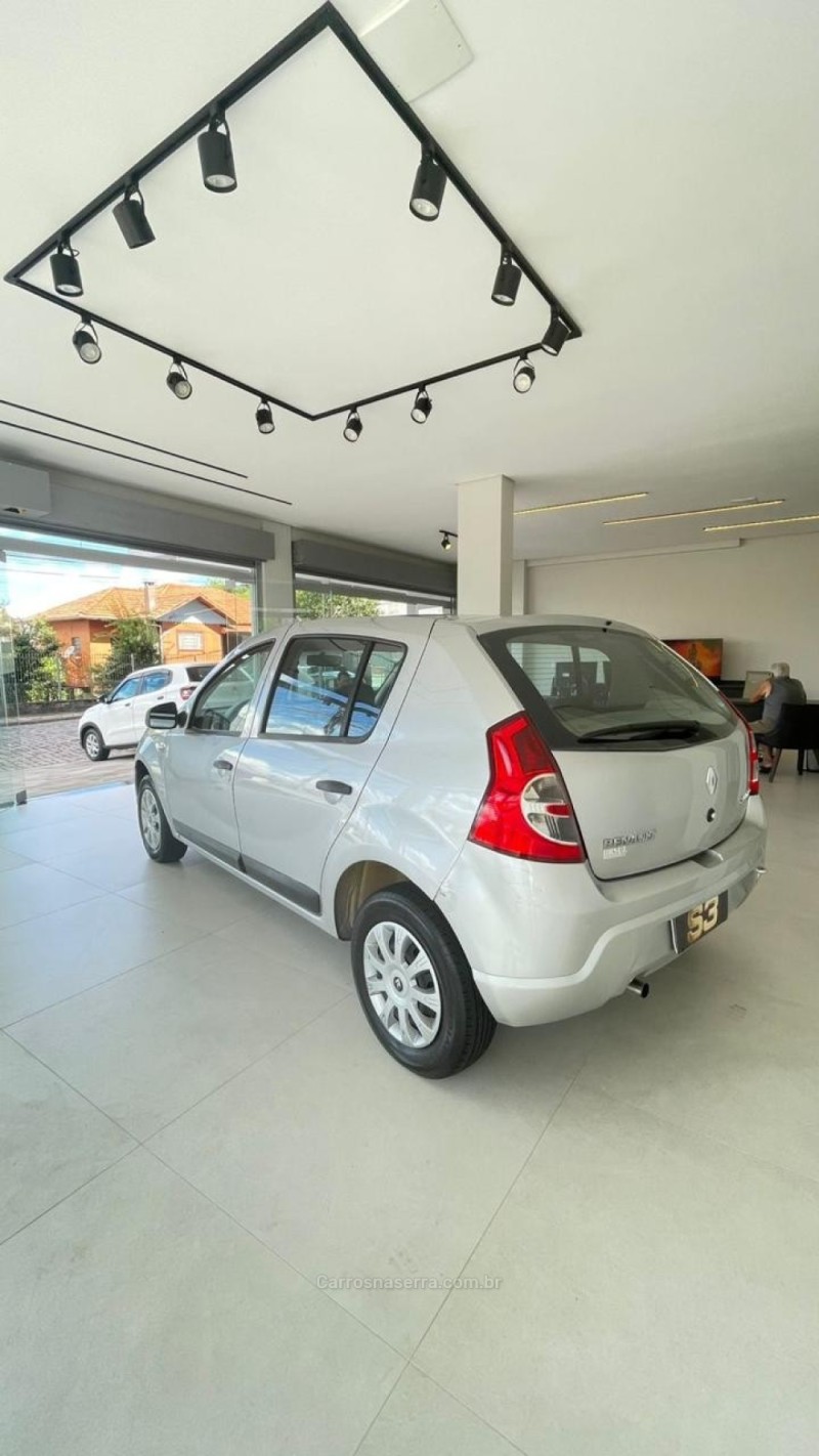 SANDERO 1.0 EXPRESSION 12V FLEX 4P MANUAL - 2011 - CAXIAS DO SUL