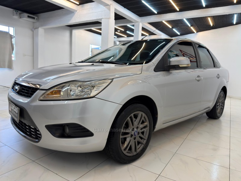 FOCUS 2.0 GLX SEDAN 16V FLEX 4P MANUAL - 2012 - BOM RETIRO DO SUL