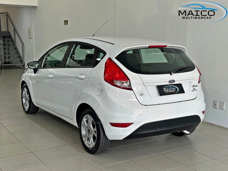 FIESTA 1.6 SE HATCH 16V FLEX 4P AUTOMÁTICO - 2016 - NOVO HAMBURGO