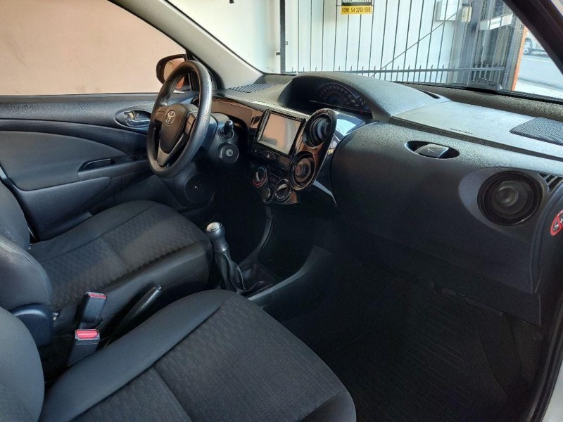 ETIOS 1.3 X 16V FLEX 4P MANUAL - 2016 - CAXIAS DO SUL