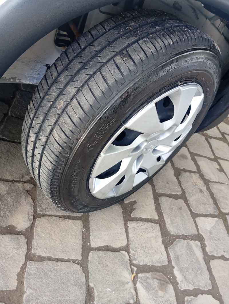 CORSA 1.6 MPFI GL 8V GASOLINA 4P MANUAL - 1996 - CAXIAS DO SUL