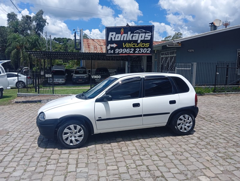 CORSA 1.6 MPFI GL 8V GASOLINA 4P MANUAL - 1996 - CAXIAS DO SUL