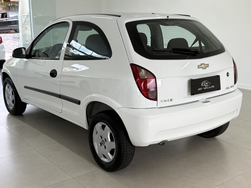 CELTA 1.0 MPFI LS 8V FLEX 2P MANUAL - 2013 - BENTO GONçALVES