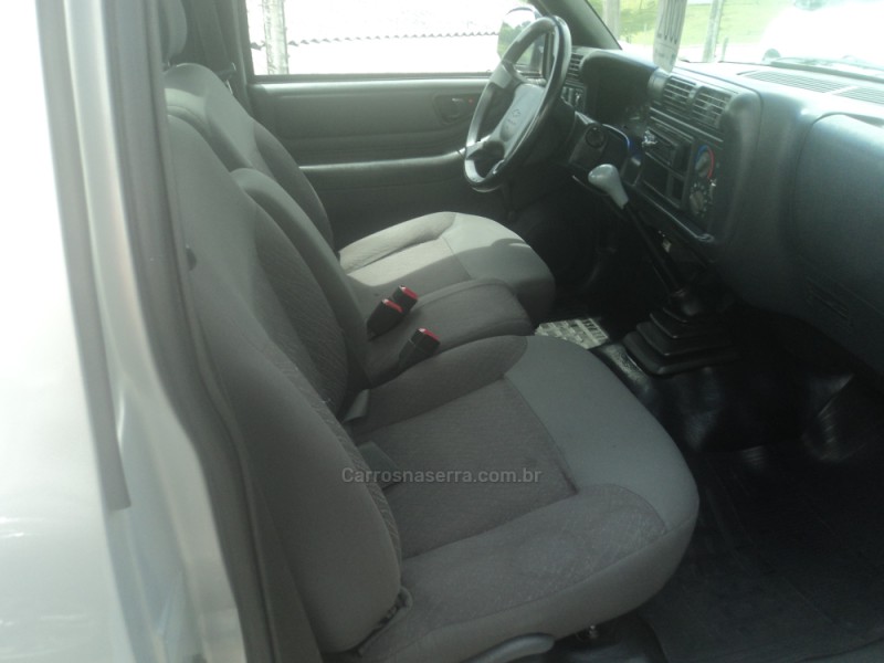 S10 2.8 4X2 CS 12V TURBO INTERCOOLER DIESEL 2P MANUAL - 2000 - FARROUPILHA