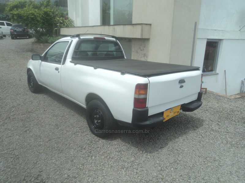 COURIER 1.6 L 8V FLEX MANUAL - 2010 - FARROUPILHA