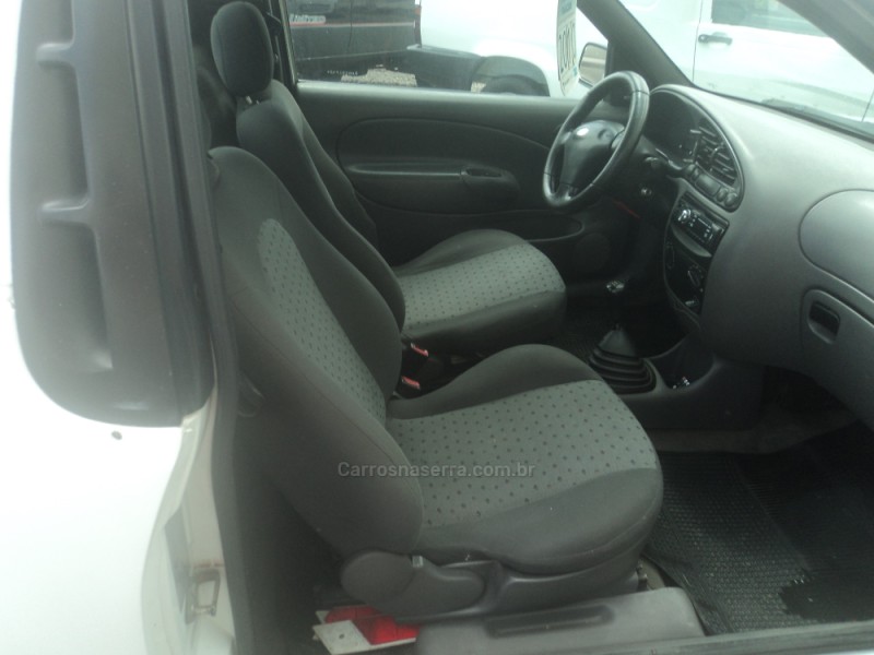 COURIER 1.6 L 8V FLEX MANUAL - 2010 - FARROUPILHA