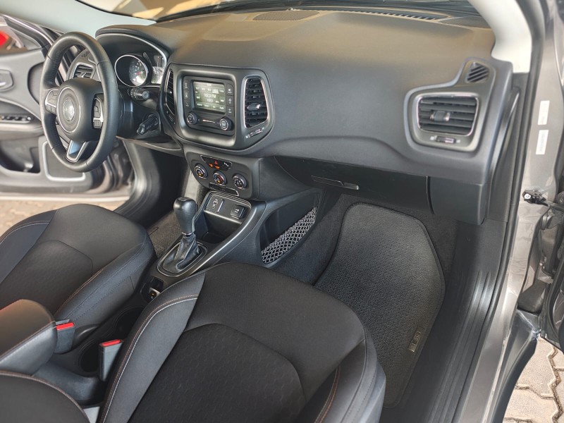 COMPASS 2.0 SPORT 4X2 16V GASOLINA 4P AUTOMÁTICO - 2017 - FARROUPILHA