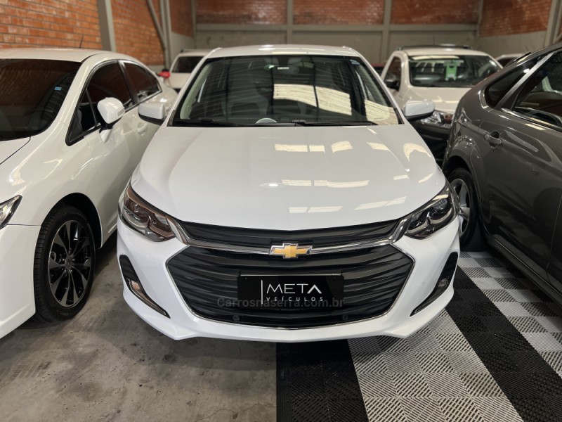 onix 1.0	premier ii plus 12v turbo flex 4p automatico 2024 bento goncalves