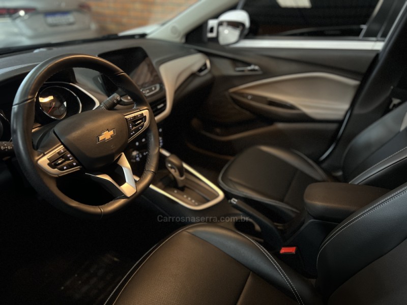 ONIX 1.0	PREMIER II PLUS 12V TURBO FLEX 4P AUTOMÁTICO - 2024 - BENTO GONçALVES