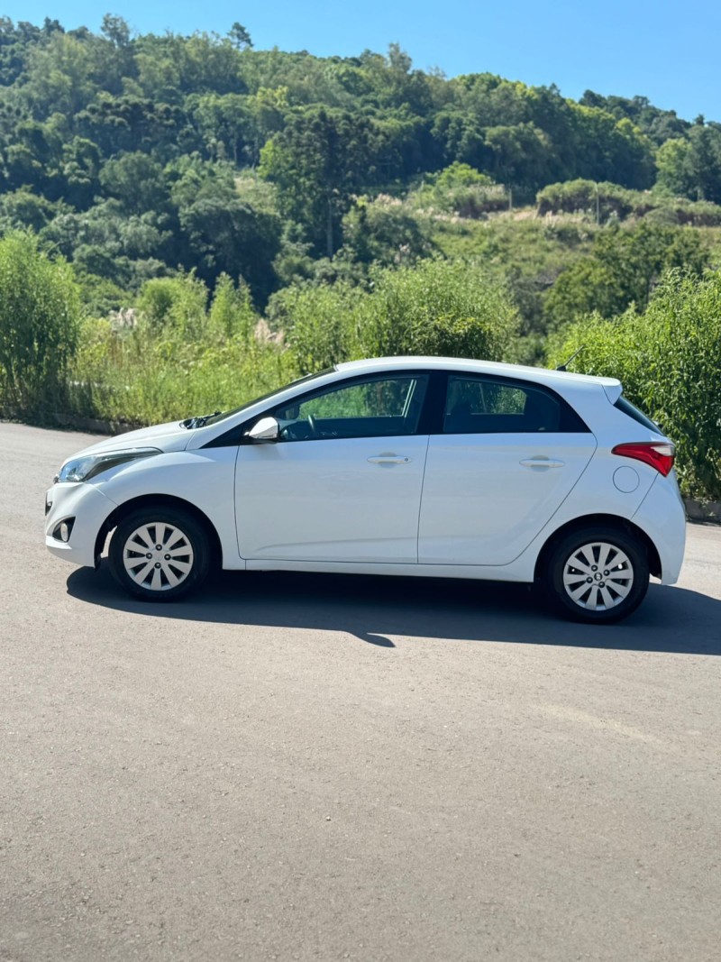 HB20 1.6 COMFORT 16V FLEX 4P MANUAL - 2015 - BENTO GONçALVES