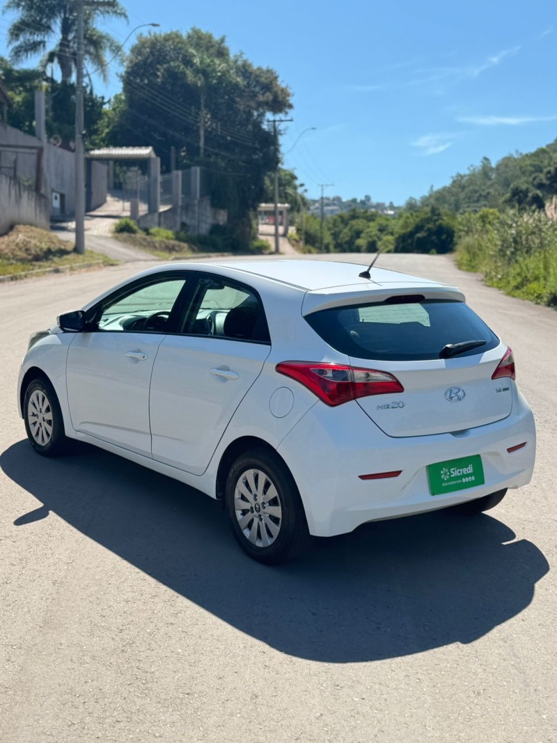 HB20 1.6 COMFORT 16V FLEX 4P MANUAL - 2015 - BENTO GONçALVES