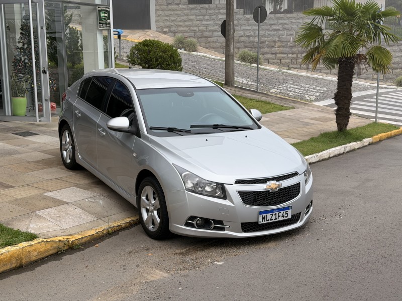 CRUZE 1.8 LT 16V FLEX 4P AUTOMÁTICO - 2014 - FARROUPILHA
