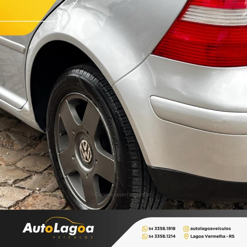 GOLF 1.6 MI PLUS 8V GASOLINA 4P MANUAL - 2004 - LAGOA VERMELHA