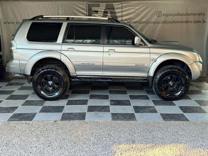 PAJERO SPORT 2.5 HPE 4X4 8V TURBO INTERCOOLER DIESEL 4P MANUAL - 2008 - NOVA PRATA