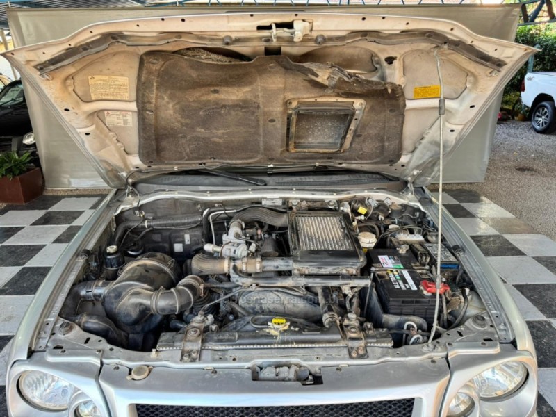 PAJERO SPORT 2.5 HPE 4X4 8V TURBO INTERCOOLER DIESEL 4P MANUAL - 2008 - NOVA PRATA