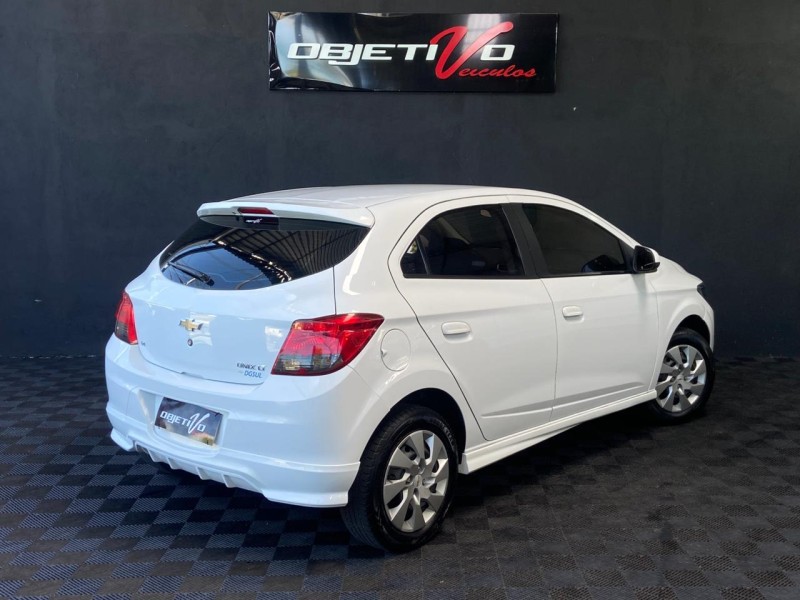 ONIX 1.4 MPFI LT 8V FLEX 4P MANUAL - 2015 - CAXIAS DO SUL