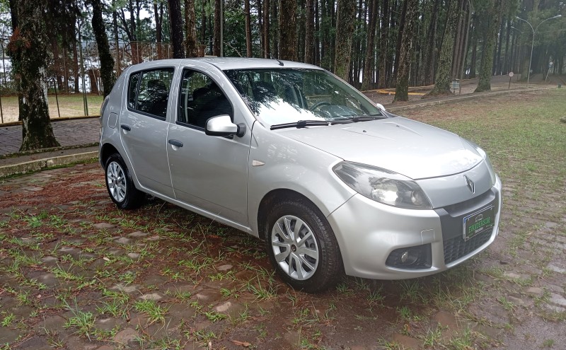 SANDERO 1.6 EXPRESSION 8V FLEX 4P MANUAL - 2014 - CAXIAS DO SUL