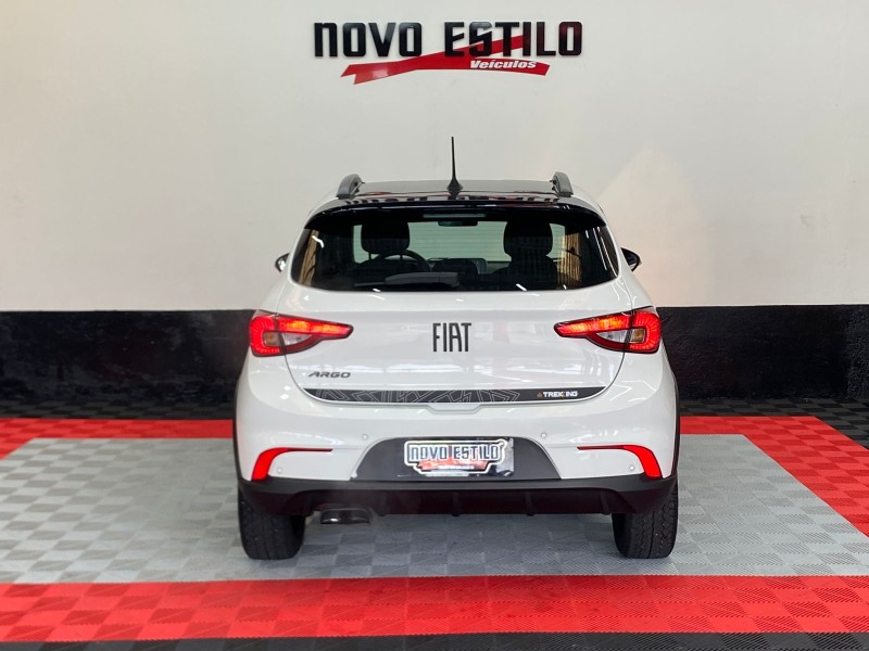 ARGO 1.3 FIREFLY TREKKING FLEX 4P MANUAL - 2021 - CAXIAS DO SUL
