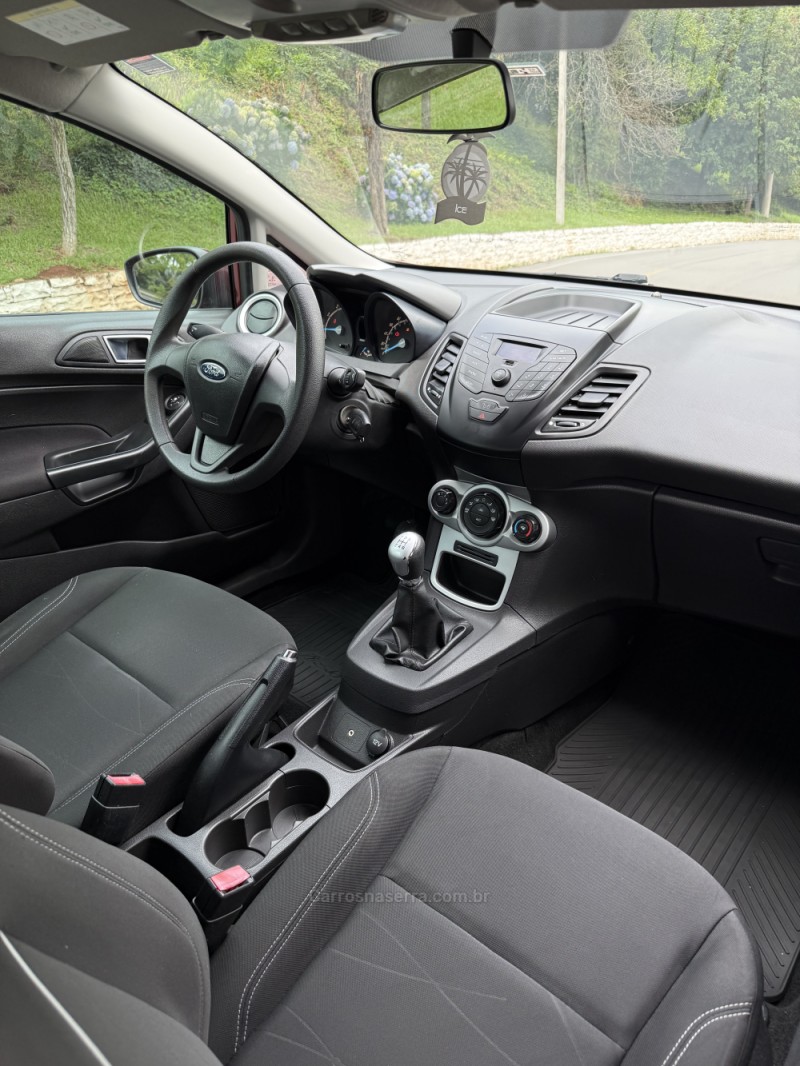 FIESTA 1.5 SE HATCH 16V FLEX 4P MANUAL - 2014 - NOVA ARAçá