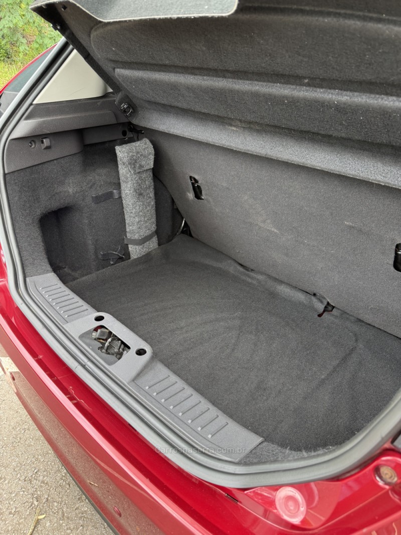 FIESTA 1.5 SE HATCH 16V FLEX 4P MANUAL - 2014 - NOVA ARAçá