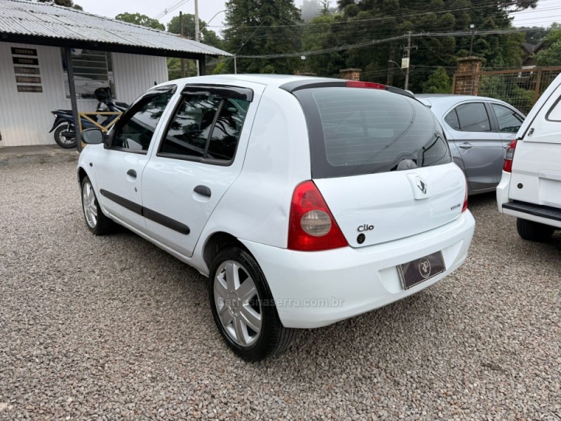CLIO 1.0 CAMPUS 16V FLEX 4P MANUAL - 2011 - CANELA