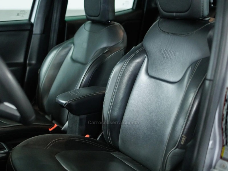 RENEGADE 1.3 LONGITUDE T270 TURBO FLEX 4P AUTOMÁTICO - 2022 - PORTO ALEGRE