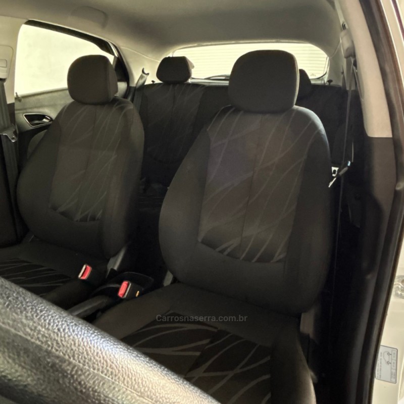 HB20 1.0 COMFORT 12V FLEX 4P MANUAL - 2015 - VACARIA