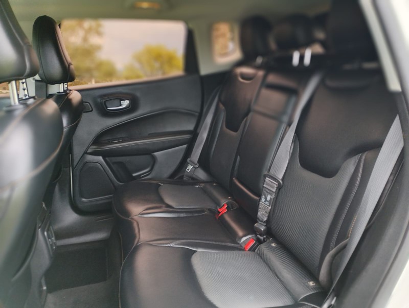 COMPASS 2.0 16V DIESEL LONGITUDE 4X4 AUTOMÁTICO - 2017 - FARROUPILHA