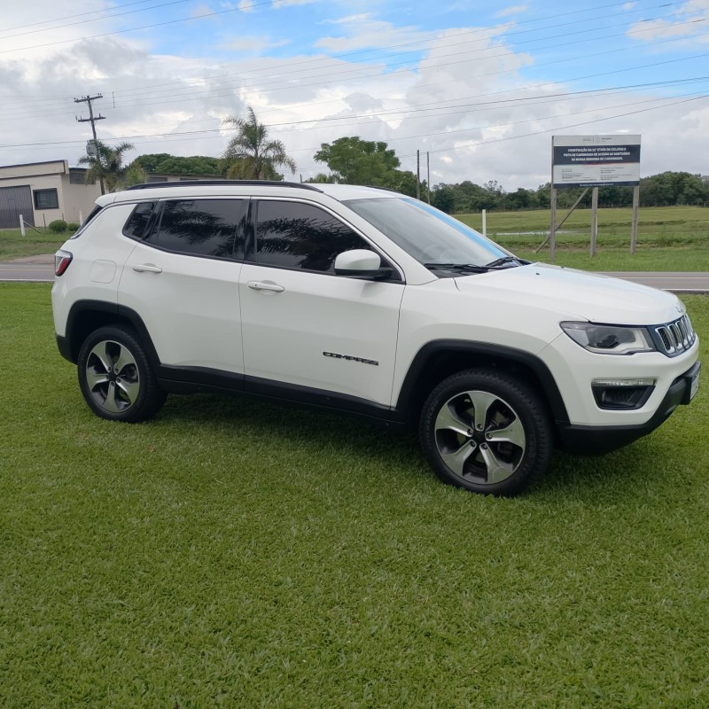 COMPASS 2.0 16V DIESEL LONGITUDE 4X4 AUTOMÁTICO - 2017 - FARROUPILHA