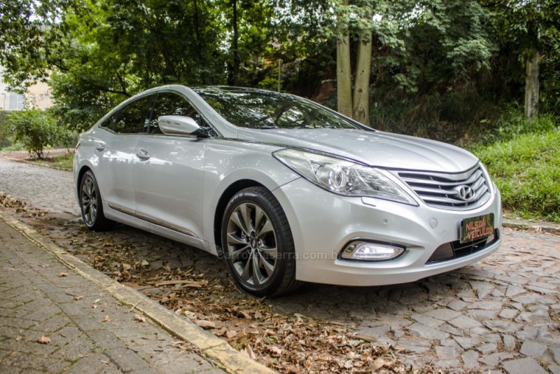 AZERA 3.0 MPFI GLS V6 24V GASOLINA 4P AUTOMÁTICO - 2013 - NOVO HAMBURGO