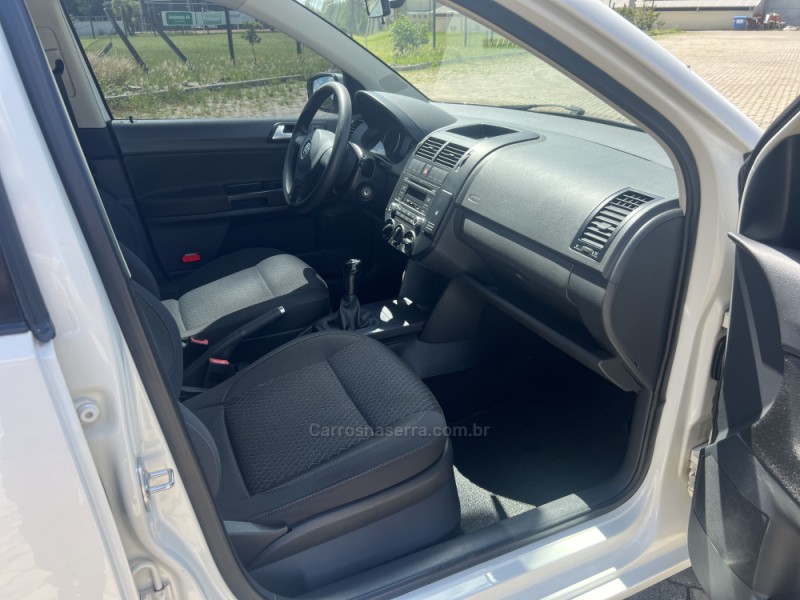 POLO 1.6 MI 8V TOTAL FLEX 4P MANUAL - 2013 - ANTôNIO PRADO