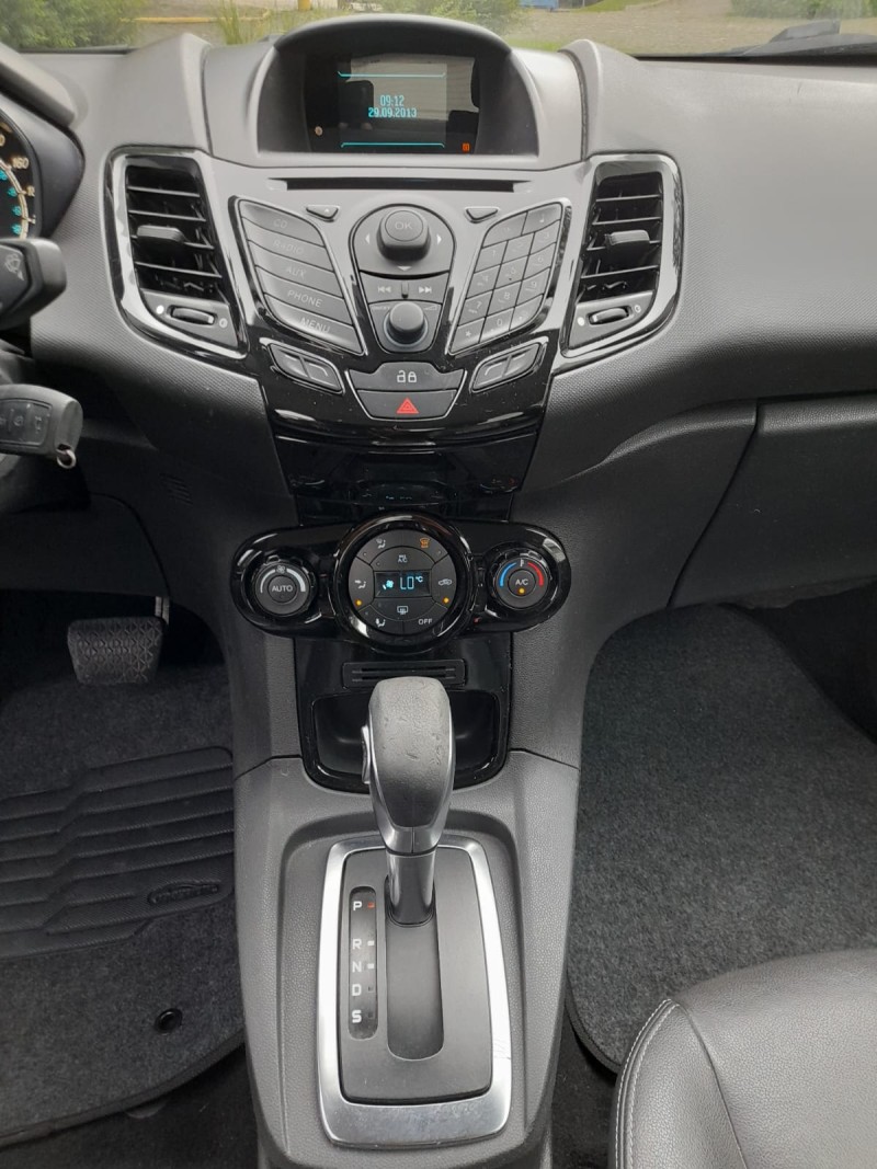 FIESTA 1.6 TITANIUM PLUS HATCH 16V FLEX 4P AUTOMÁTICO - 2014 - FARROUPILHA